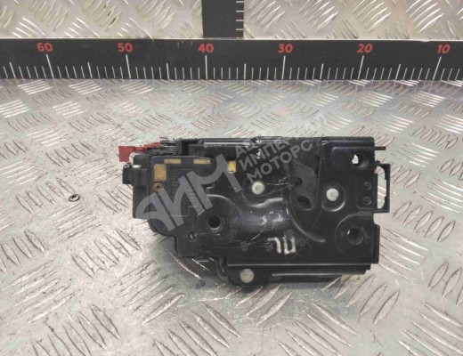 Замок двери передней левой Volkswagen Golf+ V (5M) 2005-2014  Volkswagen Golf Plus Golf+ V (5M) 2005-2014