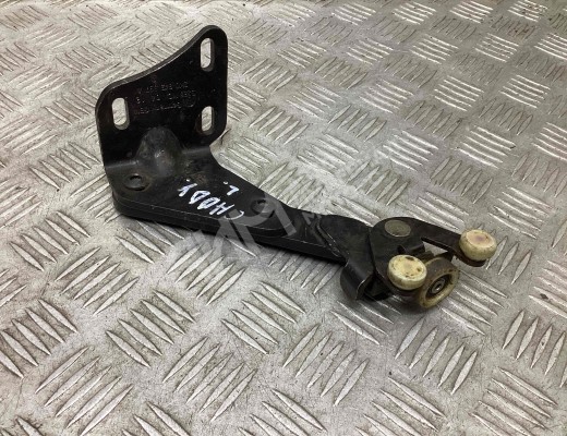 Ролик двери сдвижной Volkswagen Caddy III (2K) 2004-2010  Volkswagen Caddy Caddy III (2K) 2004-2010