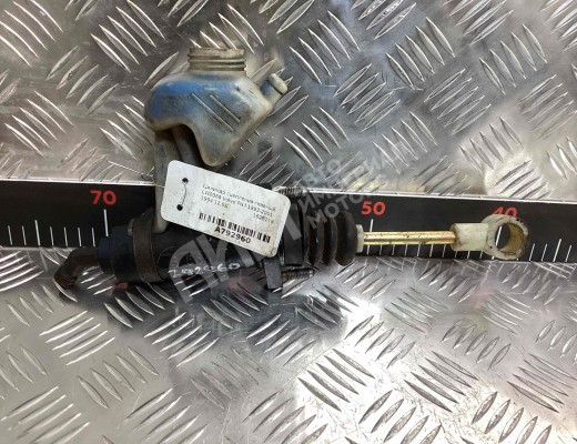 Цилиндр сцепления главный Volvo FH I 1993-2001  Volvo FH FH I 1993-2001