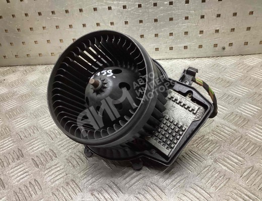 Моторчик печки Mercedes C (W203) 2004-2007 рестайлинг  Mercedes C C (W203) 2004-2007 рестайлинг