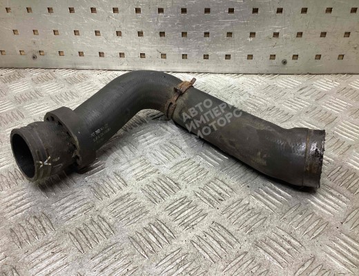 Патрубок интеркулера Seat Alhambra I (7M) 2000-2010 рестайлинг  Seat Alhambra Alhambra I (7M) 2000-2010 рестайлинг