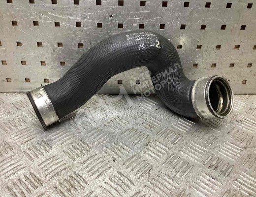 Патрубок интеркулера Mercedes C (W203) 2004-2007 рестайлинг  Mercedes C C (W203) 2004-2007 рестайлинг
