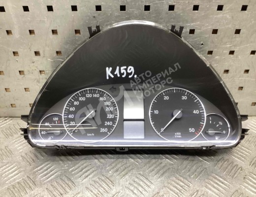 Щиток приборов (приборная панель) Mercedes C (W203) 2004-2007 рестайлинг  Mercedes C C (W203) 2004-2007 рестайлинг