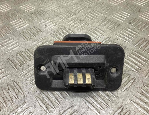 Выключатель концевой (концевик) Volkswagen Caddy III (2K) 2004-2010  Volkswagen Caddy Caddy III (2K) 2004-2010