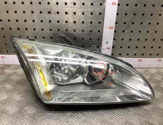 Фара правая Ford Focus II 2005-2008  Ford Focus Focus II 2005-2008