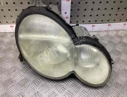 Фара правая Mercedes C (W203) 2000-2004  Mercedes C C (W203) 2000-2004