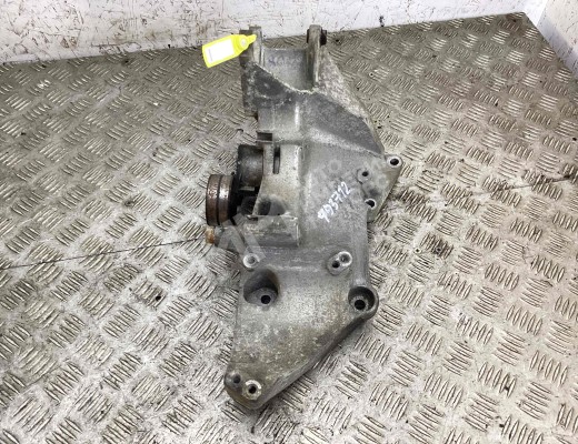 Кронштейн генератора Renault Espace IV 2002-2006  Renault Espace Espace IV 2002-2006