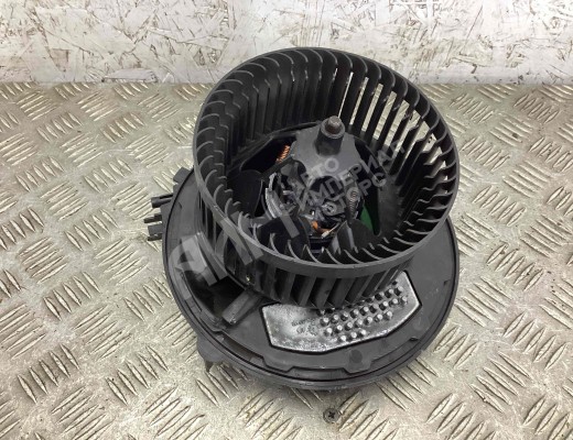 Моторчик печки Volkswagen Golf VII (5G) 2012-2019  Volkswagen Golf Golf VII (5G) 2012-2019