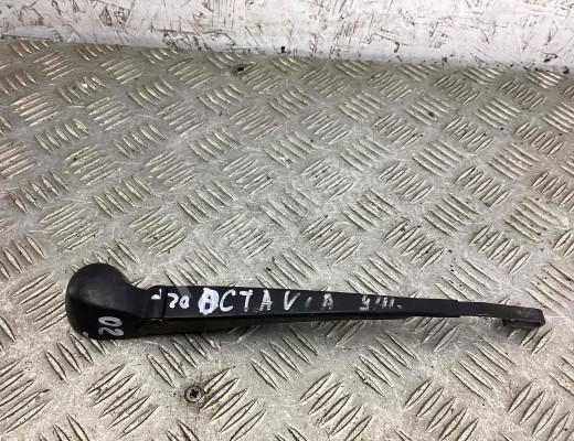 Щеткодержатель задний Skoda Octavia A4 Tour (1U) 2000-2010 рестайлинг  Skoda Octavia Octavia A4 Tour (1U) 2000-2010 рестайлинг