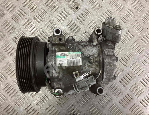Компрессор кондиционера  Renault Modus 2004-2012