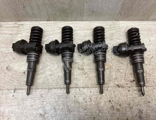 Форсунка Audi A4 B6 (8EC, 8E5) 2000-2004  Audi A4 A4 B6 (8EC, 8E5) 2000-2004