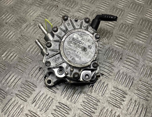 Насос вакуумный Volkswagen Touran I (1T) 2003-2006  Volkswagen Touran Touran I (1T) 2003-2006