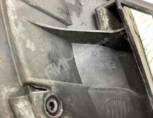 Решетка радиатора Renault Laguna II (X74) 2001-2005  Renault Laguna Laguna II (X74) 2001-2005