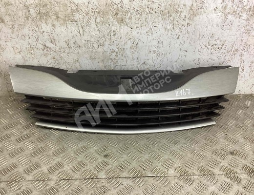 Решетка радиатора Renault Laguna II (X74) 2001-2005  Renault Laguna Laguna II (X74) 2001-2005