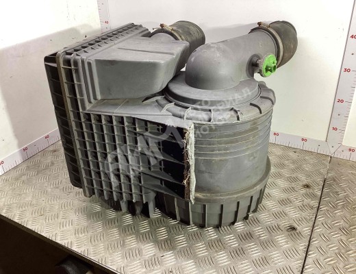 Корпус воздушного фильтра Iveco Eurocargo I 1991-2002  Iveco Eurocargo Eurocargo I 1991-2002