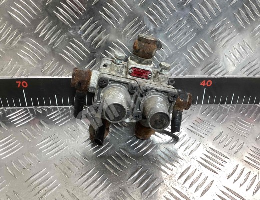 Клапан защитный 4-х контурный Volkswagen L80 1994-2000  Volkswagen L80 L80 1994-2000