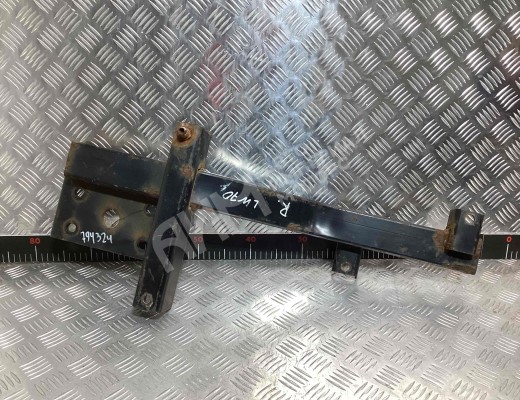 Кронштейн крепления бампера переднего Renault Midlum I 2000-2006  Renault Midlum Midlum I 2000-2006