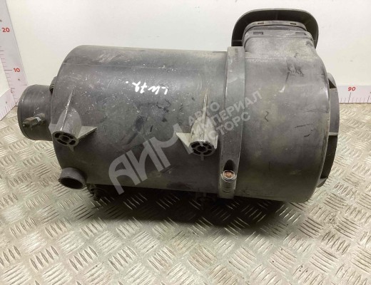 Корпус воздушного фильтра Volkswagen L80 1994-2000  Volkswagen L80 L80 1994-2000