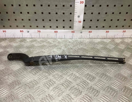 Щеткодержатель (поводок стеклоочистителя, дворник) Audi A6 C5 (4B) 2001-2004 рестайлинг  Audi A6 A6 C5 (4B) 2001-2004 рестайлинг