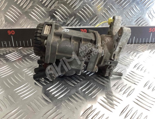 Кран главный тормозной Renault Midlum I 2000-2006  Renault Midlum Midlum I 2000-2006