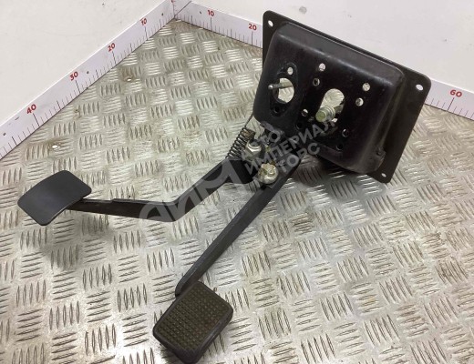 Узел педальный (блок педалей) Volkswagen L80 1994-2000  Volkswagen L80 L80 1994-2000