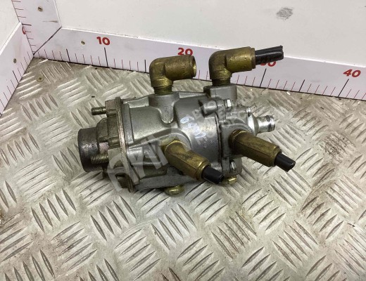 Кран главный тормозной  Volkswagen L80 1994-2000