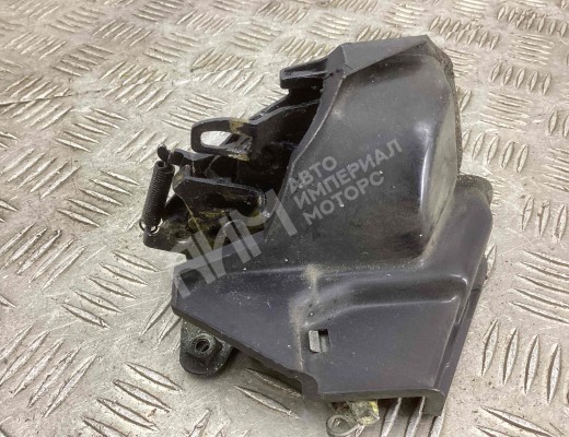 Замок двери задней правой Mercedes S (W126) 1980-1991  Mercedes S S (W126) 1980-1991