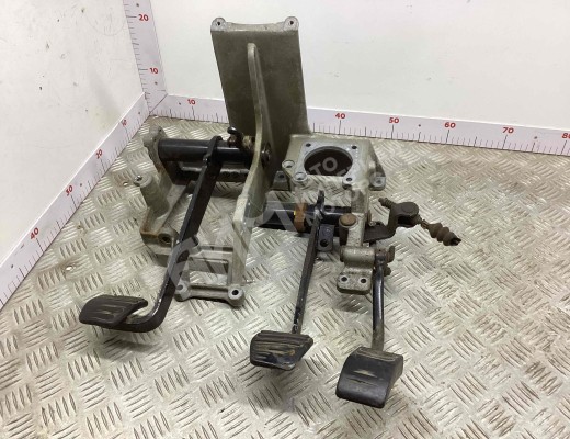 Узел педальный (блок педалей) MAN L2000 1994-2002  MAN L2000 L2000 1994-2002