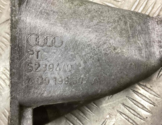 Кронштейн двигателя Audi A8 D2 (4D) 1994-2002  Audi A8 A8 D2 (4D) 1994-2002