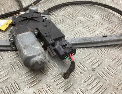 Стеклоподъемник передний правый Renault Laguna II (X74) 2001-2005  Renault Laguna Laguna II (X74) 2001-2005