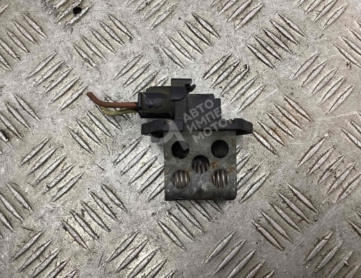 Сопротивление вентилятора охлаждения Renault Megane II 2002-2006  Renault Megane Megane II 2002-2006