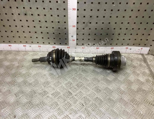 Полуось передняя правая (приводной вал, ШРУС) Volkswagen Touareg I (7L) 2002-2006  Volkswagen Touareg Touareg I (7L) 2002-2006