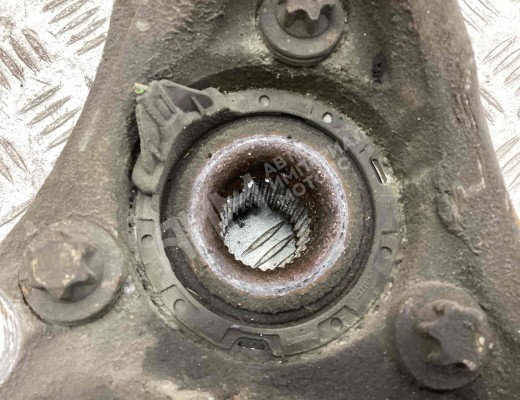 Ступица передняя правая Opel Vectra C 2002-2005  Opel Vectra Vectra C 2002-2005