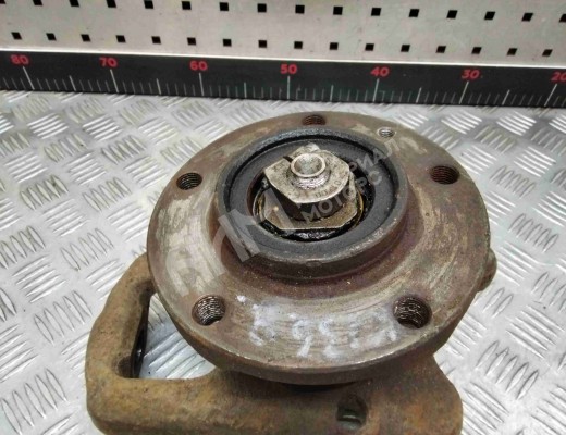 Ступица передняя правая Mercedes Sprinter I (W901-905) 1995-2006  Mercedes Sprinter Sprinter I (W901-905) 1995-2006