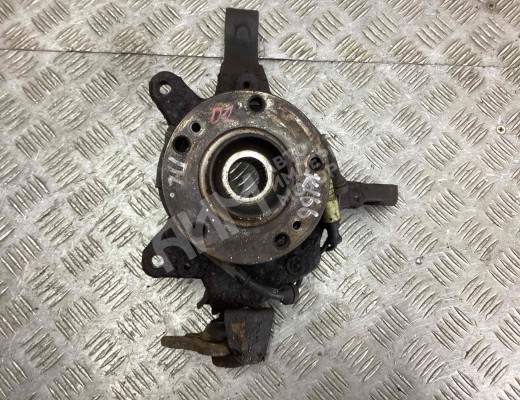 Ступица передняя левая Renault Laguna II (X74) 2005-2007 рестайлинг  Renault Laguna Laguna II (X74) 2005-2007 рестайлинг