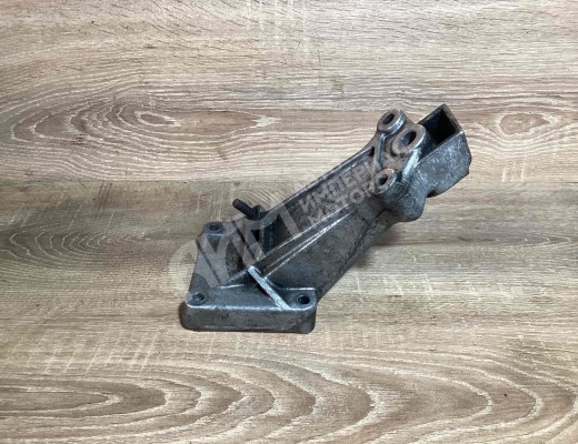 Кронштейн двигателя Mercedes Sprinter I (W901-905) 1995-2006  Mercedes Sprinter Sprinter I (W901-905) 1995-2006