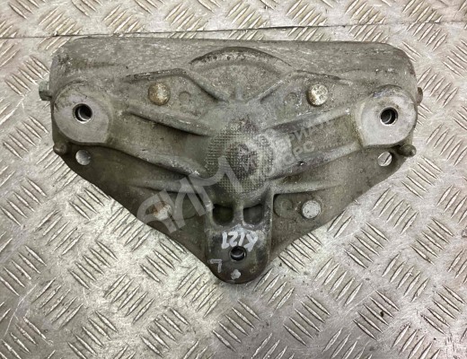 Опора амортизатора верхняя (чашка) Volkswagen Touareg I (7L) 2002-2006  Volkswagen Touareg Touareg I (7L) 2002-2006