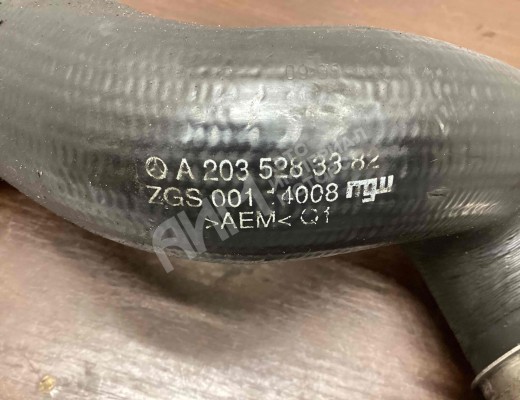 Патрубок интеркулера Mercedes C (W203) 2004-2007 рестайлинг  Mercedes C C (W203) 2004-2007 рестайлинг