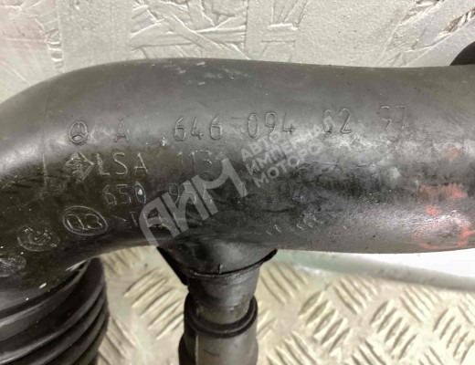 Патрубок воздушного фильтра Mercedes C (W203) 2004-2007 рестайлинг  Mercedes C C (W203) 2004-2007 рестайлинг