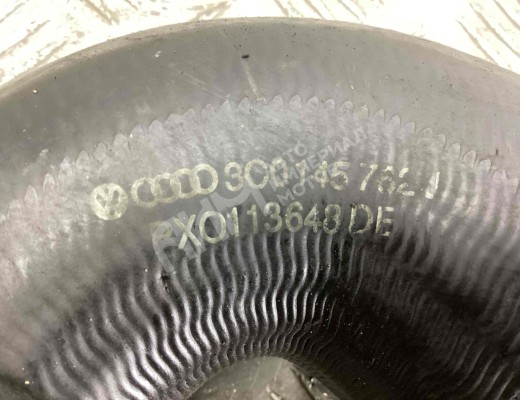 Патрубок интеркулера Volkswagen Passat B6 (3C) 2005-2010  Volkswagen Passat Passat B6 (3C) 2005-2010