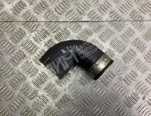 Патрубок интеркулера Volkswagen Passat B6 (3C) 2005-2010  Volkswagen Passat Passat B6 (3C) 2005-2010