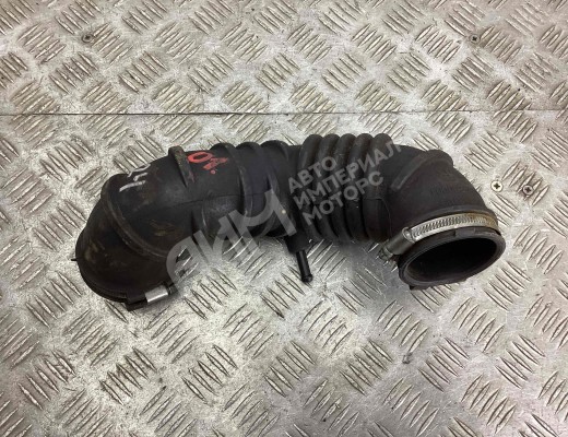 Патрубок воздушного фильтра Mitsubishi Colt VI (Z30) 2004-2008  Mitsubishi Colt Colt VI (Z30) 2004-2008