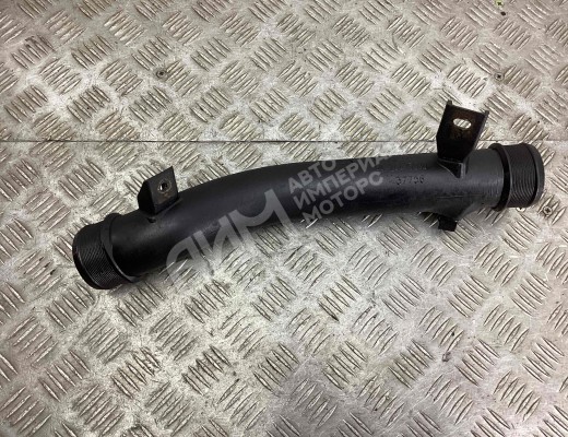 Патрубок интеркулера Opel Vectra C 2002-2005  Opel Vectra Vectra C 2002-2005