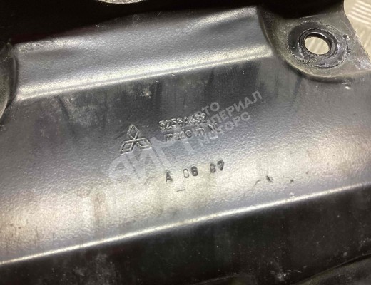 Кронштейн Mitsubishi Colt VI (Z30) 2004-2008  Mitsubishi Colt Colt VI (Z30) 2004-2008