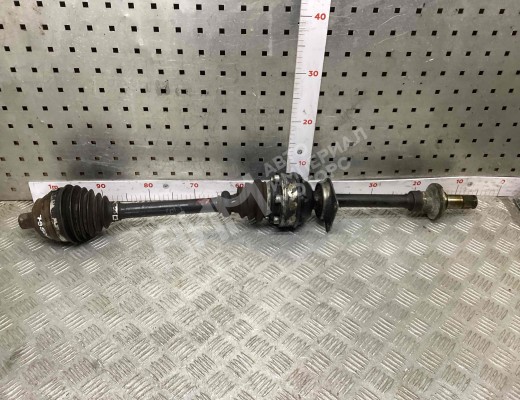 Полуось передняя правая (приводной вал, ШРУС) Volkswagen Transporter T4 (7D) 1990-1997  Volkswagen Transporter Transporter T4 (7D) 1990-1997