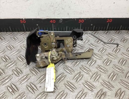 Замок двери передней левой Volvo FL II 2006-н.в.  Volvo FL FL II 2006-н.в.