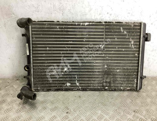 Радиатор (основной) Volkswagen Golf IV (1J) 1997-2004  Volkswagen Golf Golf IV (1J) 1997-2004
