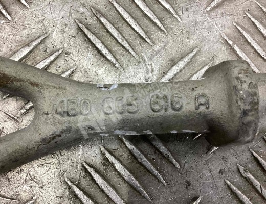 Крюк буксировочный Audi A6 C5 (4B) 2001-2004 рестайлинг  Audi A6 A6 C5 (4B) 2001-2004 рестайлинг