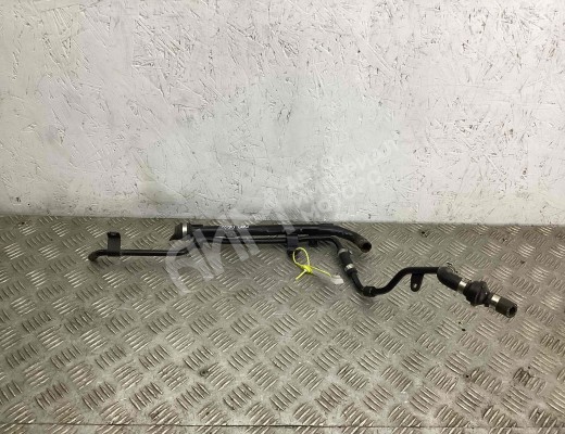 Трубка охлаждающей жидкости металлическая Volkswagen Passat B5+ (3B) 2000-2005 рестайлинг  Volkswagen Passat Passat B5+ (3B) 2000-2005 рестайлинг