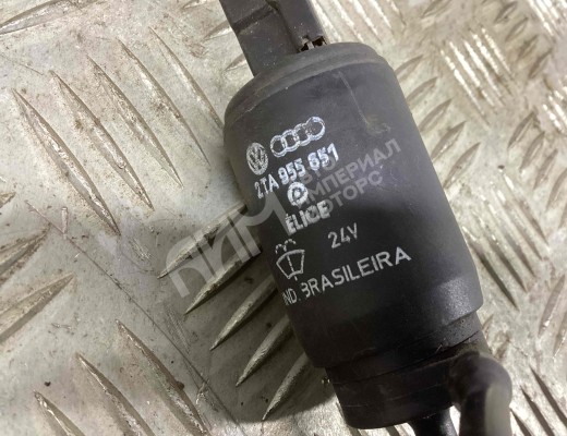 Насос (моторчик) омывателя стекла Volkswagen L80 1994-2000  Volkswagen L80 L80 1994-2000